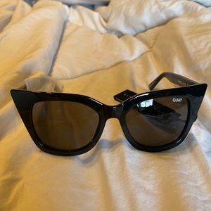 QUAY sunglasses brand new never worn